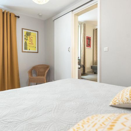 Apartamento Charme Au Coeur D'Aviñón Exterior foto